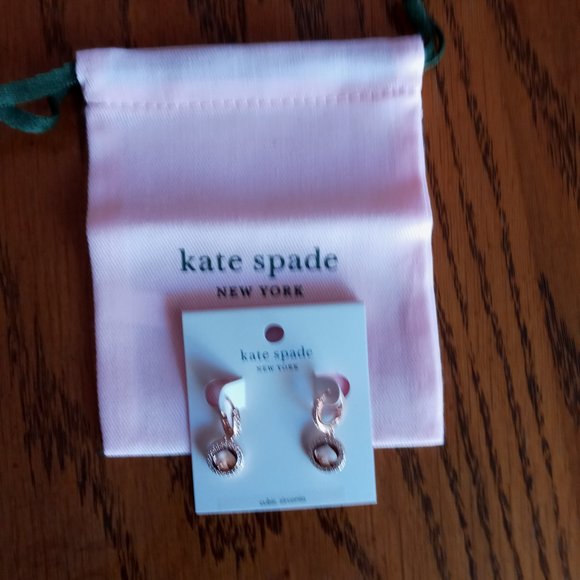 *Price Drop* New Kate Spade "Spot the Spade" Earrings - Picture 2 of 4